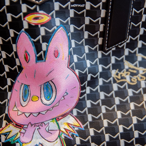 SIGNED BY ARTIST MOYNAT x KASING LUNG Collection M Tote Bag NEW Limited Edition - Picture 6 of 17